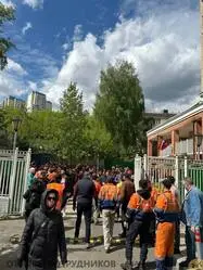 Стихийный протест в Москве: рабочие «Жилищника» требуют выплаты зарплат